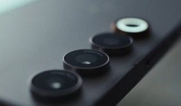 极星 Polestar Phone 手机发布，高通骁龙 8 GEN 3、极星汽车无感连接、极星白机身，高颜值设计phone手机「极星 Polestar Phone 手机发布，高通骁龙 8 GEN 3、极星汽车无感连接、极星白机身，高颜值设计」