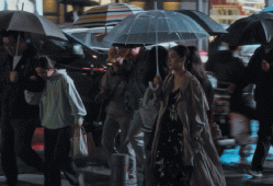私荐｜｜《好东西》里铁梅、小叶究竟穿的是什么“好东西”？