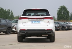 长安欧尚X7 PLUS样样出众 比竞品帅